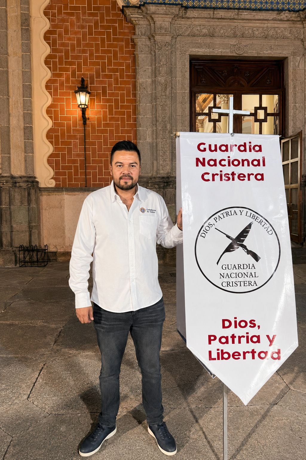 Cuando el discurso de odio se disfraza de “defensa de la fe”: el caso Carlos Ramírez y sus ataques contra población LGBTIQ+
